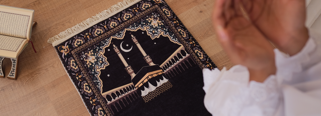 ORIGINAL PRAYER MAT | URBAN RUGS UAE