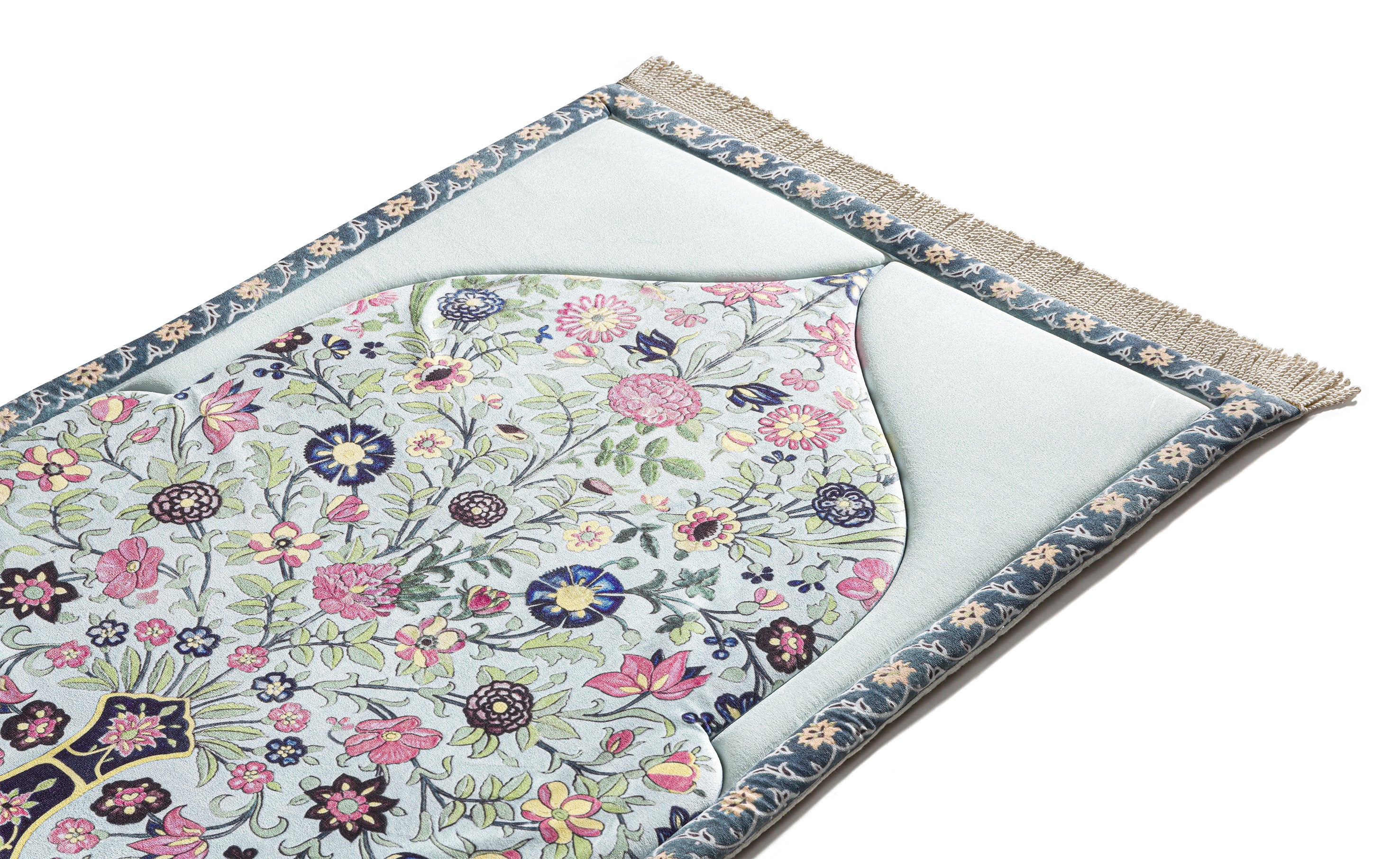Premium Prayer Rug Spring Flowers Premium Prayer Mat | Urban Rugs UAE – URBAN RUGS TRADING ...